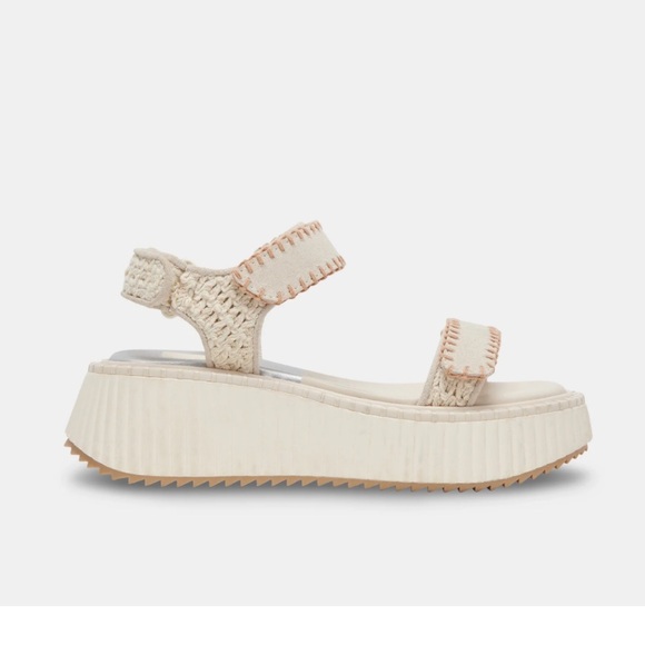 Dolce Vita Shoes - Dolce Vita Platform Sandal in Ivory Size 8.5
